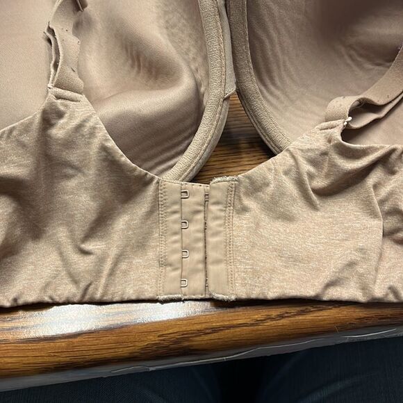 Cacique True Embrace T-Shirt Bra Tan sz 44DDD - Picture 2 of 5
